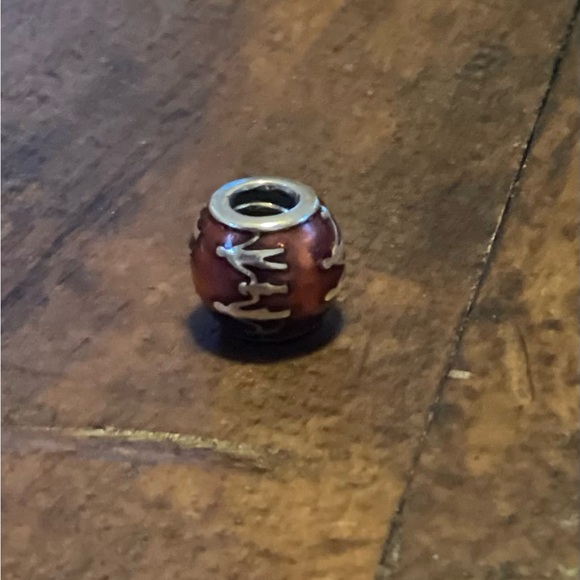 Pandora family charm - Picture 1 of 1